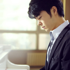 精品亚洲性xxx久久久
